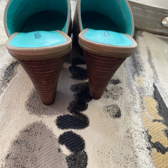 GORGEOUS PORITA SPORT HEEL - Picture 7 of 10